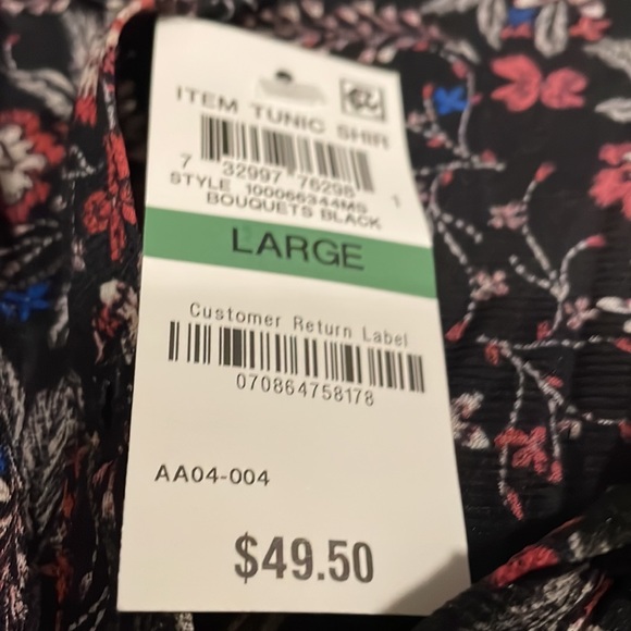 Flowy button down blouse - Picture 2 of 3